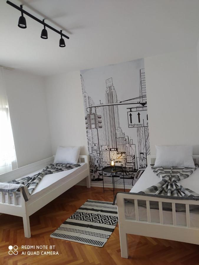 Апартаменты Cvijetna Oaza Требинье Экстерьер фото